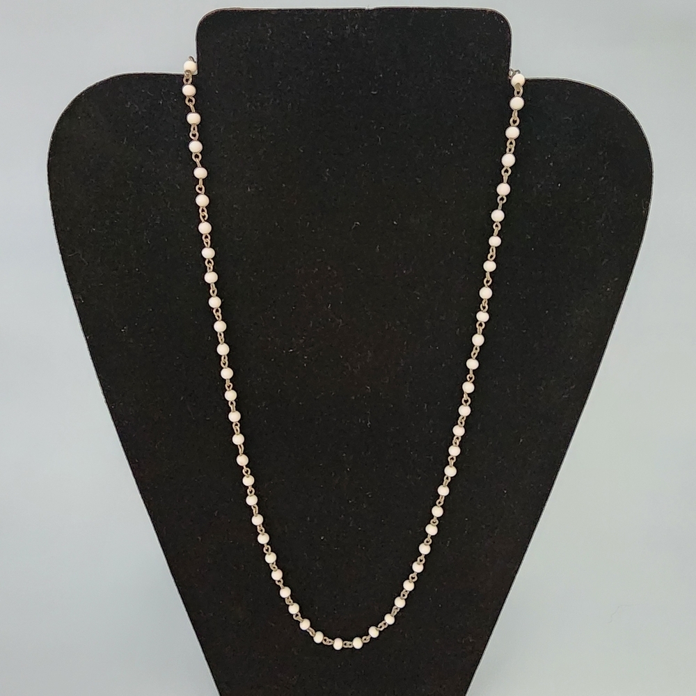 Elegant Gold Tone Beaded Necklace